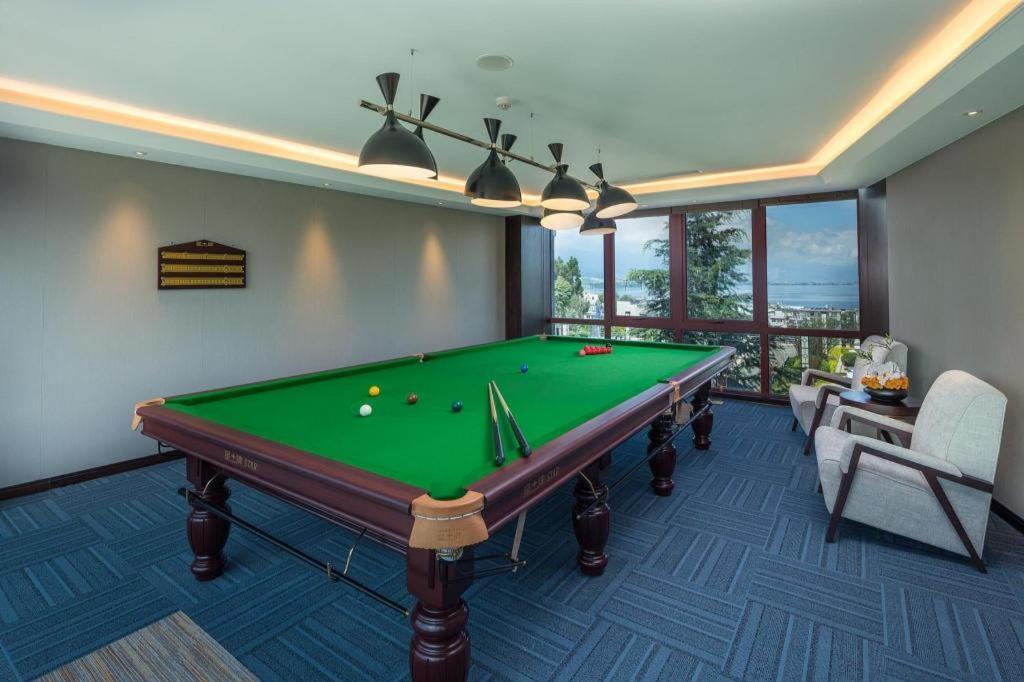 Dali Hotel Екстериор снимка