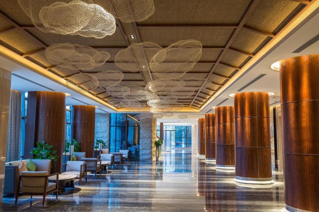 Dali Hotel Екстериор снимка