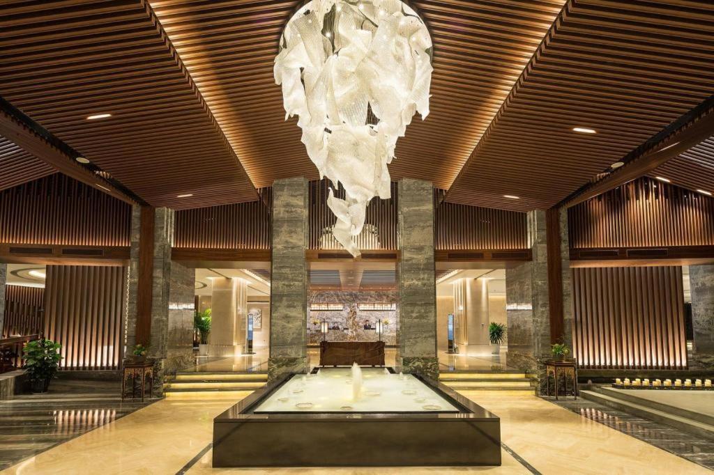 Dali Hotel Екстериор снимка
