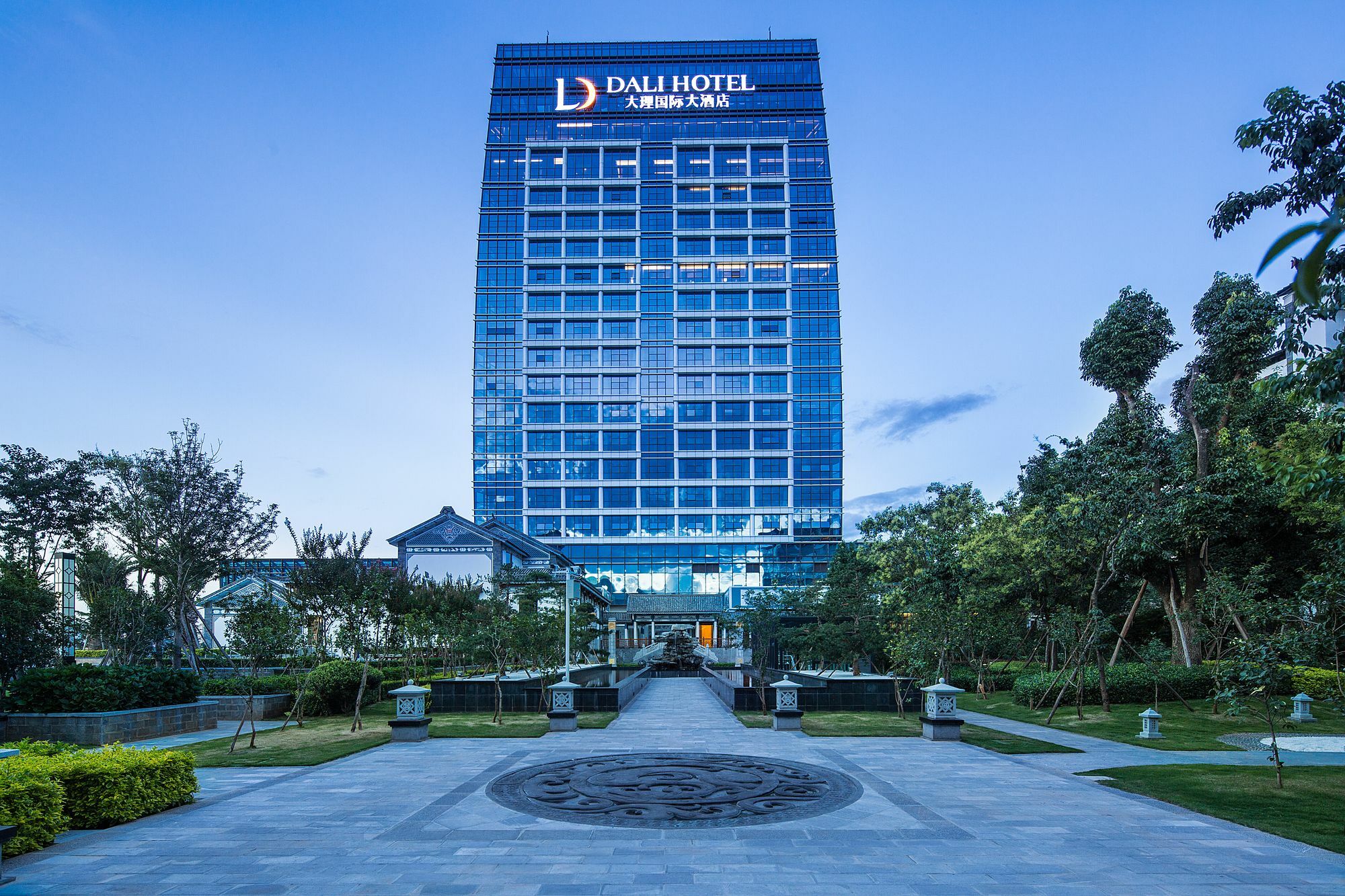 Dali Hotel Екстериор снимка