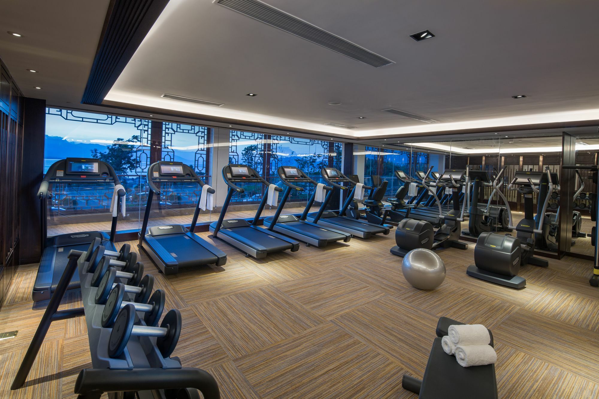Dali Hotel Екстериор снимка