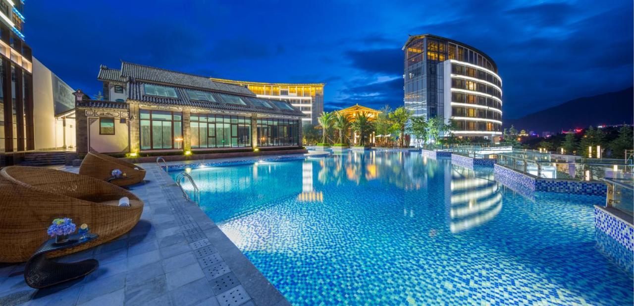 Dali Hotel Екстериор снимка